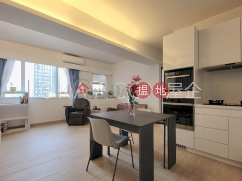 Nicely kept 2 bedroom with parking | For Sale | Tai Hang Terrace 大坑台 _0