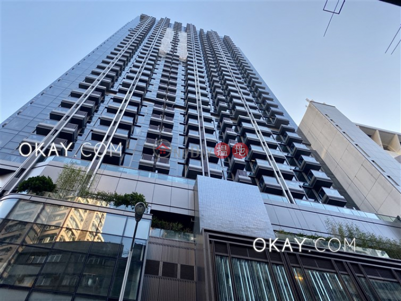 Stylish 2 bedroom on high floor with balcony | Rental 460 Queens Road West | Western District | Hong Kong | Rental HK$ 32,000/ month