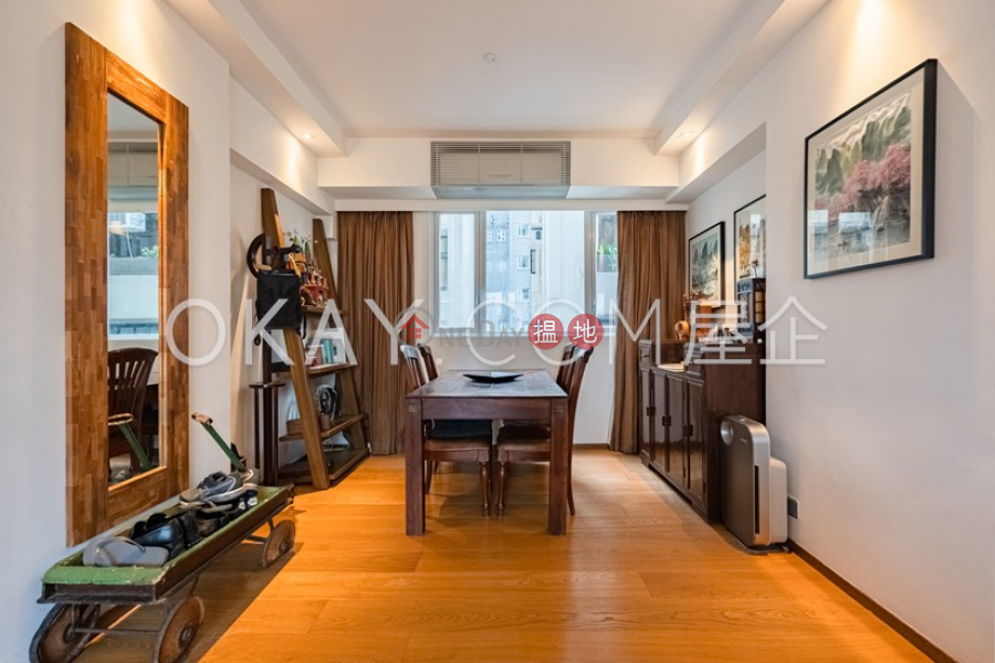 Gorgeous 3 bedroom with balcony & parking | For Sale | 18 Hospital Road | Central District Hong Kong, Sales | HK$ 18.8M