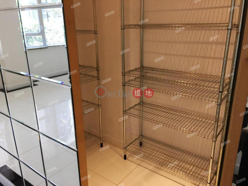HK$ 35,000/ month | Race Course Mansion, Wan Chai District Race Course Mansion | 2 bedroom Mid Floor Flat for Rent