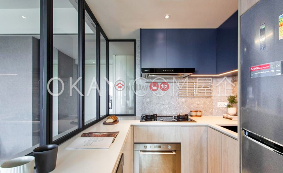 Property Search Hong Kong | OneDay | Residential | Sales Listings, Tasteful 2 bedroom on high floor with balcony | For Sale