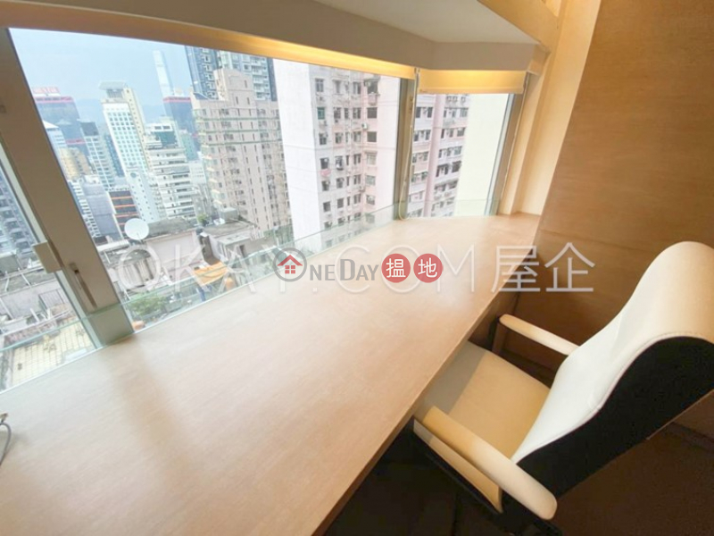 HK$ 8.88M, Sussex Court, Western District | Intimate 1 bedroom on high floor | For Sale