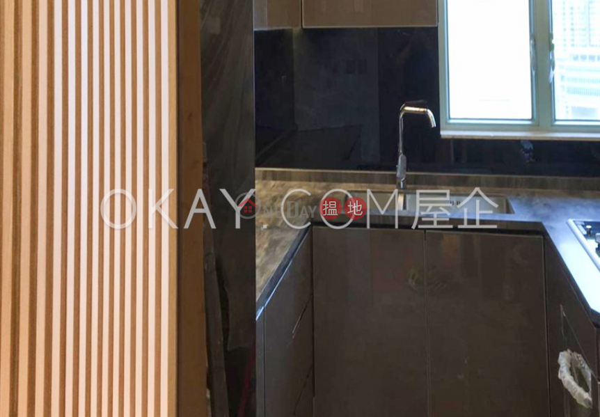 HK$ 28.3M, Tower 3 The Victoria Towers Yau Tsim Mong Unique 3 bedroom on high floor with balcony | For Sale