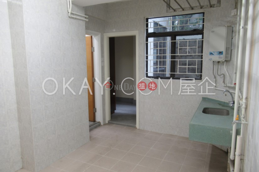 HK$ 44,900/ month The Crescent Block A Kowloon City, Charming 3 bedroom with balcony & parking | Rental