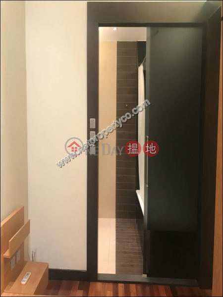 Property Search Hong Kong | OneDay | Residential, Rental Listings 1-bedroom flat with balcony for rent in Wan Chai