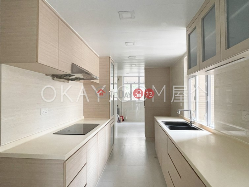 HK$ 34M, Block 45-48 Baguio Villa Western District Efficient 4 bedroom with balcony & parking | For Sale