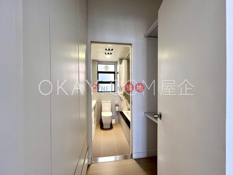 Property Search Hong Kong | OneDay | Residential | Rental Listings Luxurious 3 bedroom with balcony & parking | Rental