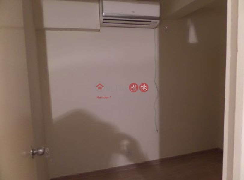 Lucky Court, Block A | Middle Residential, Rental Listings, HK$ 6,300/ month