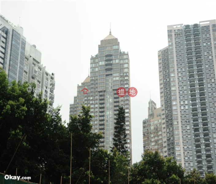 香港搵樓|租樓|二手盤|買樓| 搵地 | 住宅-出租樓盤3房2廁,極高層,星級會所,連車位《譽皇居出租單位》
