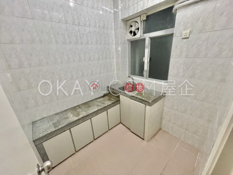 Charming 3 bedroom in Causeway Bay | For Sale | Bay View Mansion 灣景樓 Sales Listings