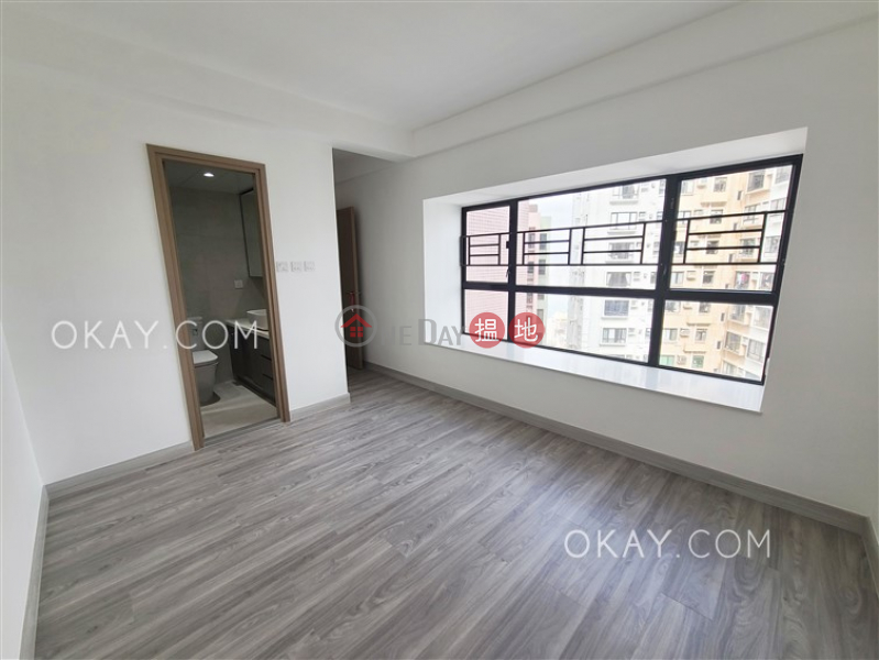 HK$ 42,000/ month | Primrose Court, Western District | Charming 3 bedroom on high floor | Rental