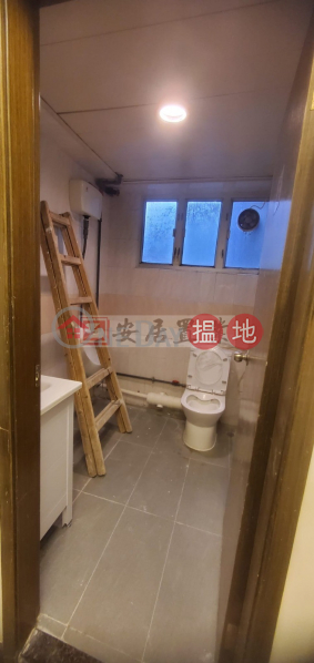 HK$ 37,500/ month, Hing Yip Factory Building | Kwun Tong District | 安居工商 何生 全包 L大窗 高層海景