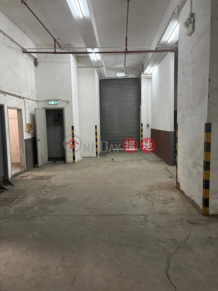有閣樓,少有放盤,已吉,即租即用-18安居街 | 粉嶺香港出租-HK$ 120,000/ 月