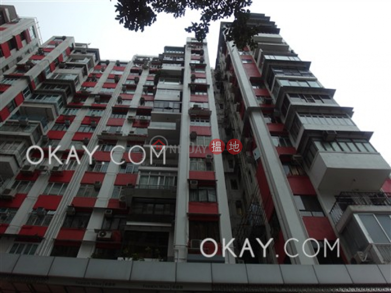 Charming 2 bedroom with terrace | Rental, Chesterfield Mansion 東甯大廈 Rental Listings | Wan Chai District (OKAY-R44991)