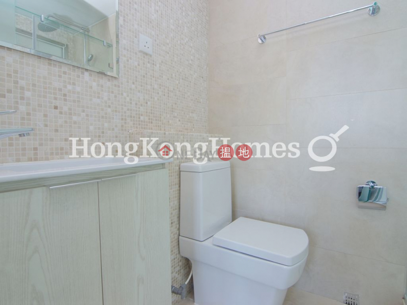 3 Bedroom Family Unit for Rent at Riviera Mansion | Riviera Mansion 海濱大廈 Rental Listings