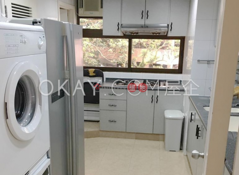 Efficient 3 bedroom with balcony & parking | For Sale | Botanic Terrace Block B 芝蘭台 B座 Sales Listings