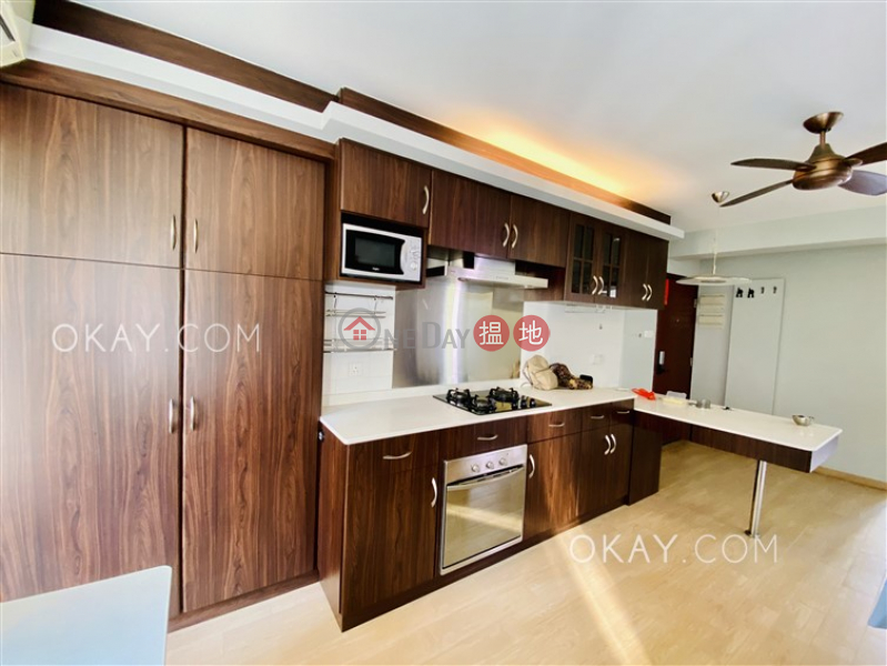 Property Search Hong Kong | OneDay | Residential | Rental Listings Lovely 2 bedroom with balcony | Rental