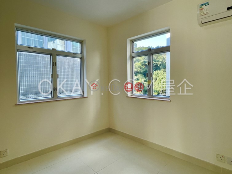 Cozy house on high floor with rooftop & balcony | For Sale, Sai Sha Road | Ma On Shan | Hong Kong | Sales HK$ 10M