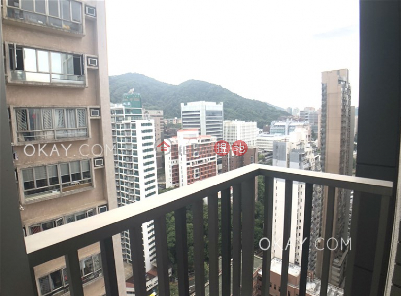 Gorgeous 2 bedroom on high floor with balcony | For Sale | King\'s Hill 眀徳山 Sales Listings