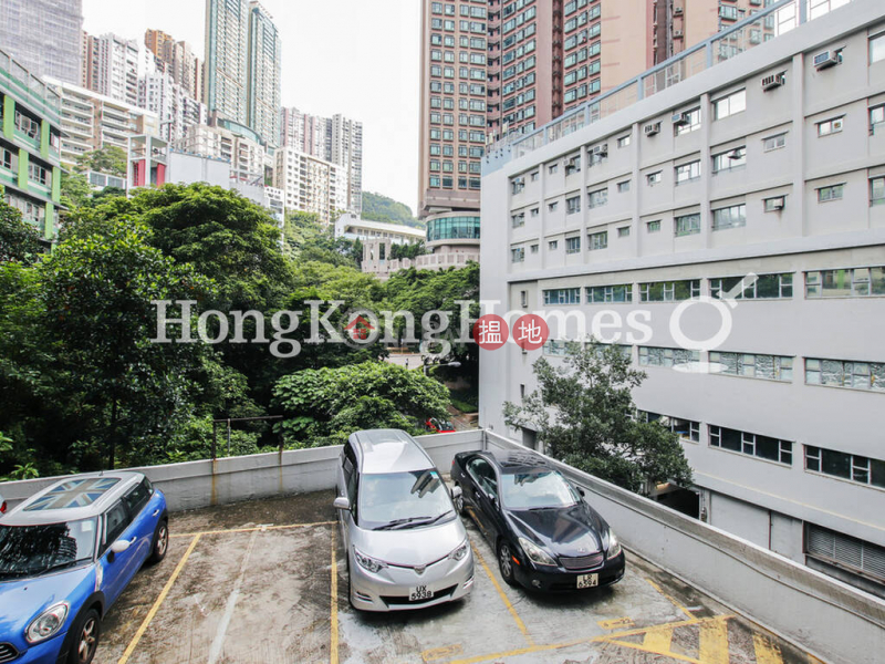 Property Search Hong Kong | OneDay | Residential, Rental Listings, 3 Bedroom Family Unit for Rent at Golden Castle Mansion