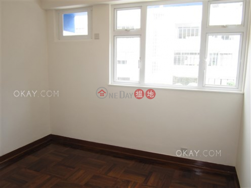 HK$ 49,000/ month Amber Garden | Wan Chai District Luxurious 3 bedroom with parking | Rental