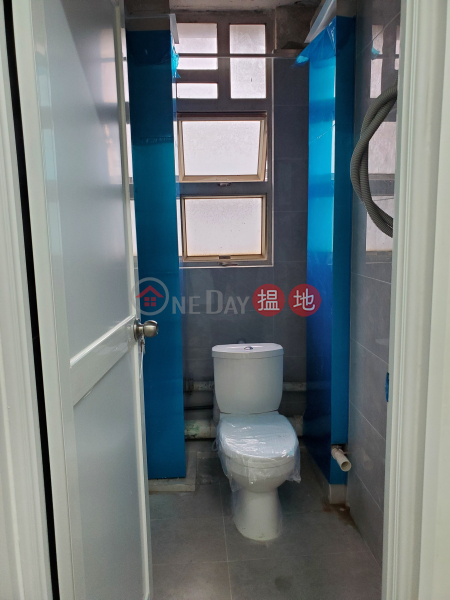 HK$ 2,900/ month, Hang Wai Industrial Centre | Tuen Mun With windows, flat rent, newly renovated, practical studio