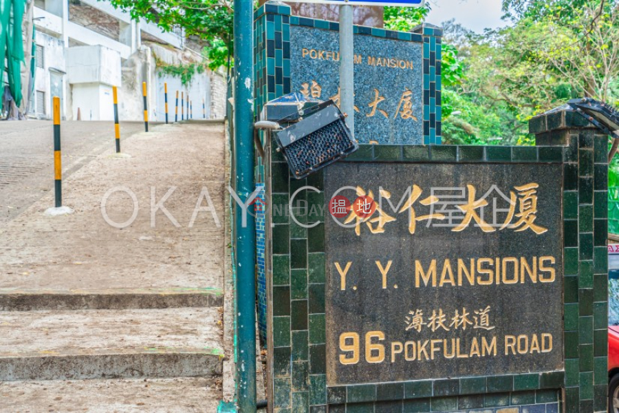 HK$ 54,000/ month | Y. Y. Mansions block A-D, Western District, Elegant 3 bedroom with parking | Rental
