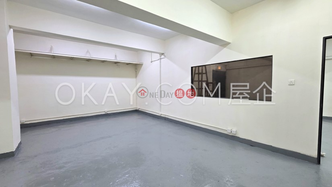 1房1廁怡華工業大廈出租單位56-60黃竹坑道 | 南區-香港|出租-HK$ 35,000/ 月