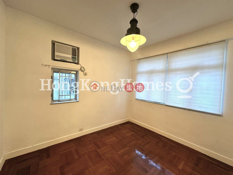 3 Bedroom Family Unit for Rent at Wiseman Building | Wiseman Building 偉文大廈 Rental Listings