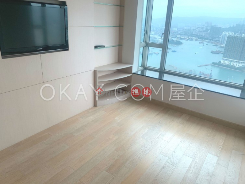 HK$ 250M, Sorrento Phase 2 Block 1 | Yau Tsim Mong Exquisite 5 bed on high floor with sea views & balcony | For Sale
