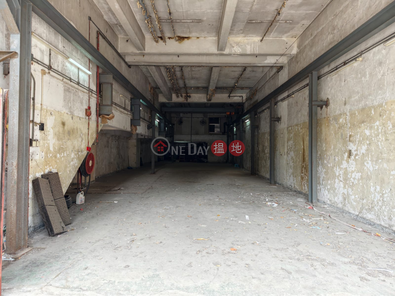 安居工商 何生 門闊 樓底高 大街 可入車 | Hopefull Factory Centre 海輝工業中心 Rental Listings