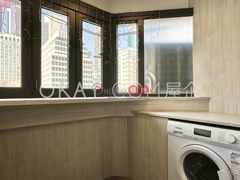 HK$ 29,000/ month Oi Kwan Court, Wan Chai District Practical 1 bedroom with balcony | Rental