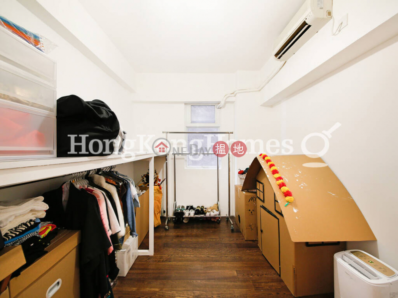 2 Bedroom Unit for Rent at Chong Hing Building | 265-267 Hennessy Road | Wan Chai District, Hong Kong | Rental HK$ 45,000/ month