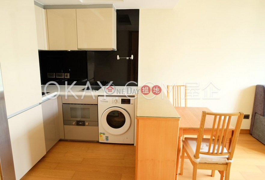 HK$ 32,000/ month, The Nova | Western District | Rare 1 bedroom with balcony | Rental