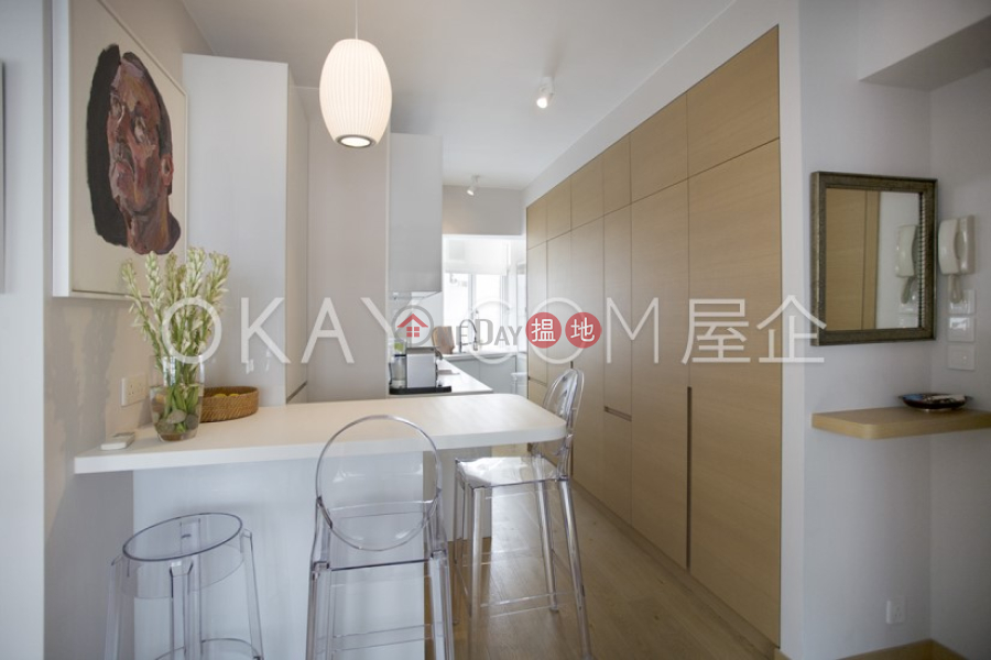 Lovely 1 bedroom on high floor | Rental | 10-14 Arbuthnot Road | Central District | Hong Kong | Rental | HK$ 33,000/ month