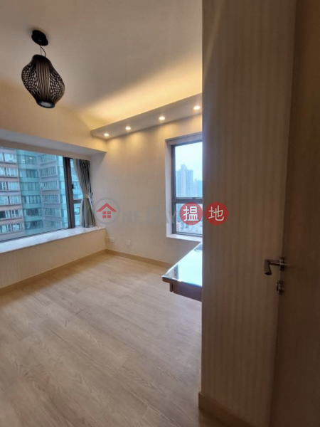 CENTERPOINT 3 BED 2 BATH, Centre Point 尚賢居 Rental Listings | Central District (AMKPR-6209850233)