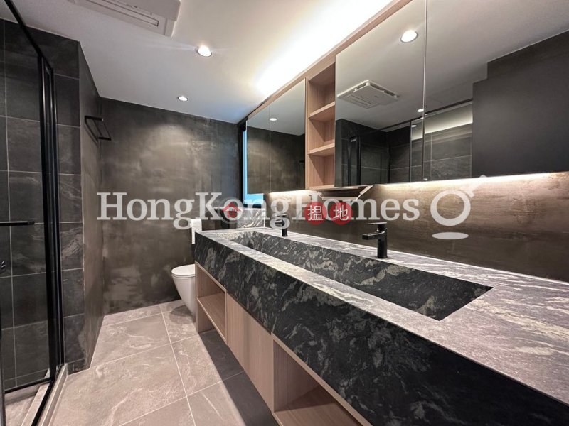 3 Bedroom Family Unit at 9 Kat On Street | For Sale | 9 Kat On Street 吉安街9號 Sales Listings
