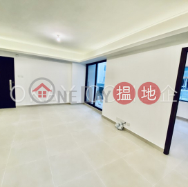 Elegant 3 bedroom with terrace | Rental, Welcome Mansion 華廈大廈 | Wan Chai District (OKAY-R290653)_0