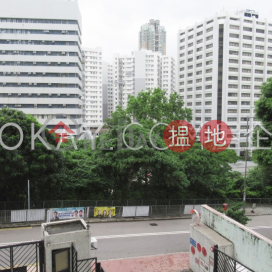 3房2廁,連車位,露台仁禮花園 A座出租單位 | 仁禮花園 A座 The Crescent Block A _0
