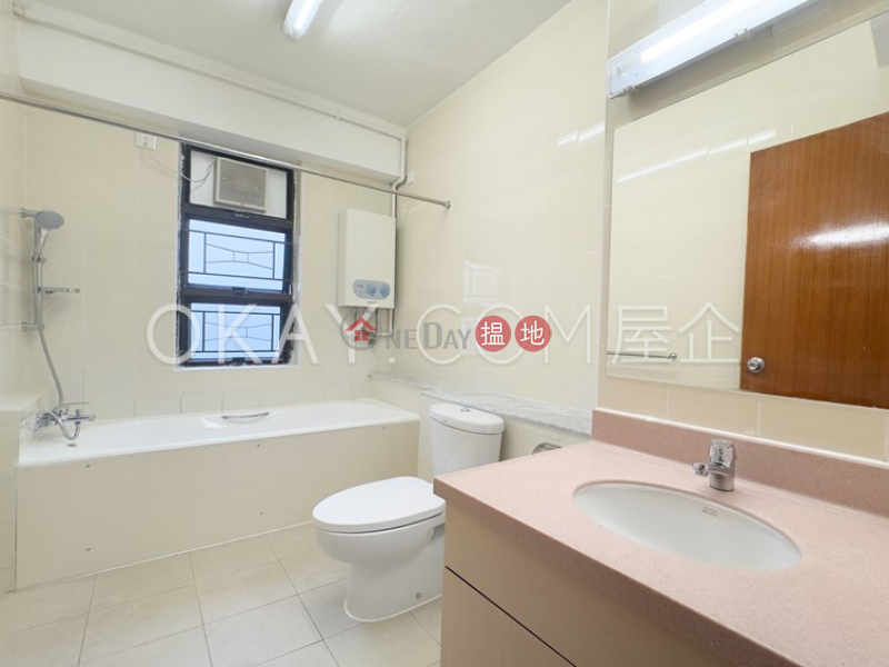 HK$ 46,000/ month | Wylie Court, Yau Tsim Mong | Stylish 3 bedroom on high floor with balcony | Rental