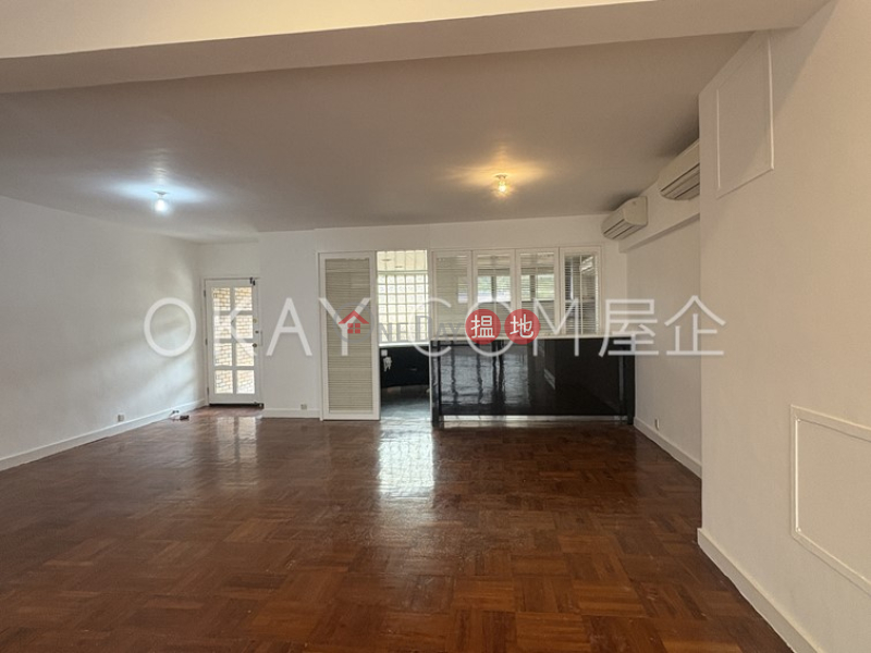 Beautiful house with sea views, terrace & balcony | For Sale, 76-84 Peak Road | Central District, Hong Kong, Sales HK$ 160M