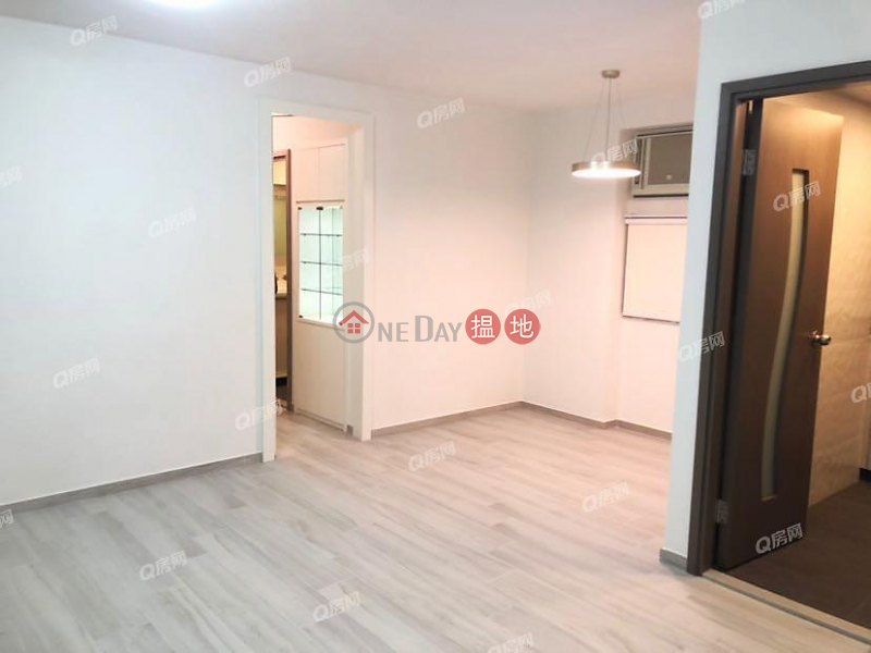 Property Search Hong Kong | OneDay | Residential | Rental Listings Block 1 New Jade Garden | 3 bedroom Low Floor Flat for Rent