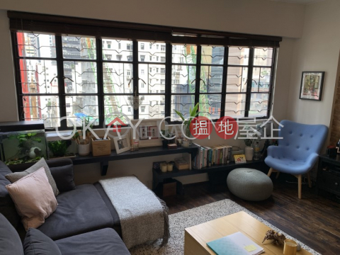 Cozy 1 bedroom on high floor with rooftop | Rental | 10-14 Gage Street 結志街10-14號 _0