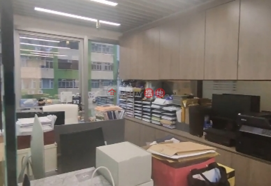 HK$ 13,800/ month Kiu Yin Commercial Building | Wan Chai District | TEL: 98755238