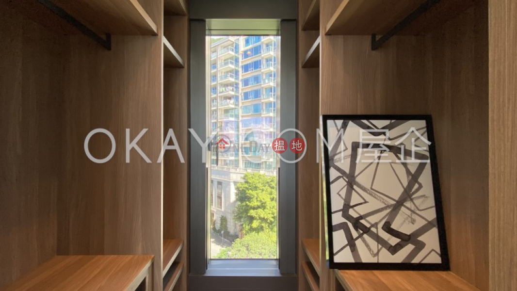 HK$ 103,000/ month University Heights Block 3 | Western District | Rare 3 bedroom on high floor with balcony | Rental
