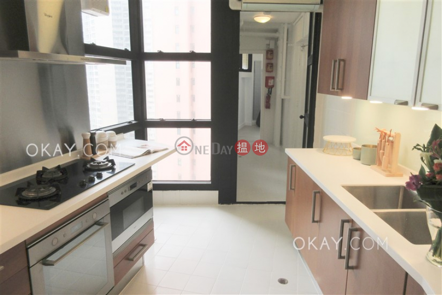 HK$ 119,500/ month | Queen\'s Garden | Central District | Unique 3 bedroom with parking | Rental