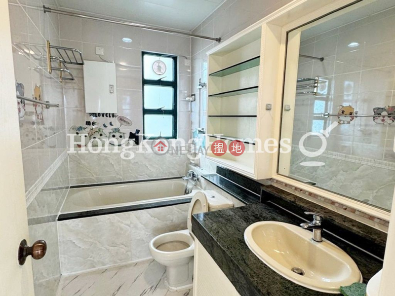 Property Search Hong Kong | OneDay | Residential | Rental Listings | 3 Bedroom Family Unit for Rent at Carnation Court
