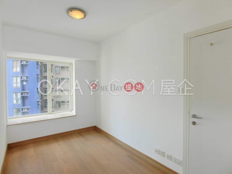 Elegant 3 bedroom with balcony | Rental | 108 Hollywood Road | Central District, Hong Kong Rental HK$ 33,000/ month