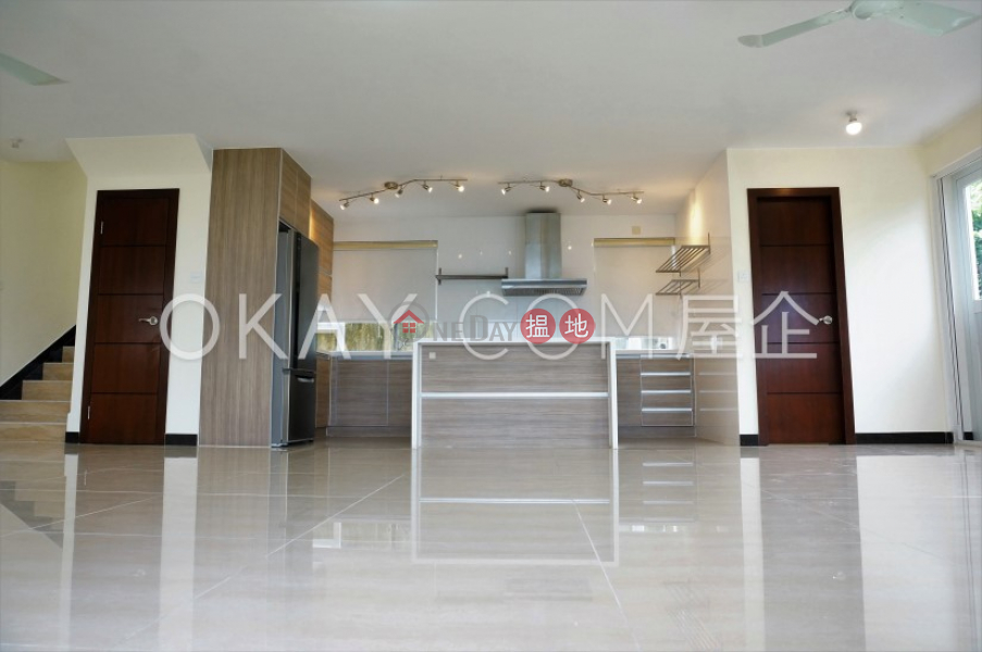 HK$ 22.8M 48 Sheung Sze Wan Village Sai Kung Lovely house with sea views, rooftop & balcony | For Sale