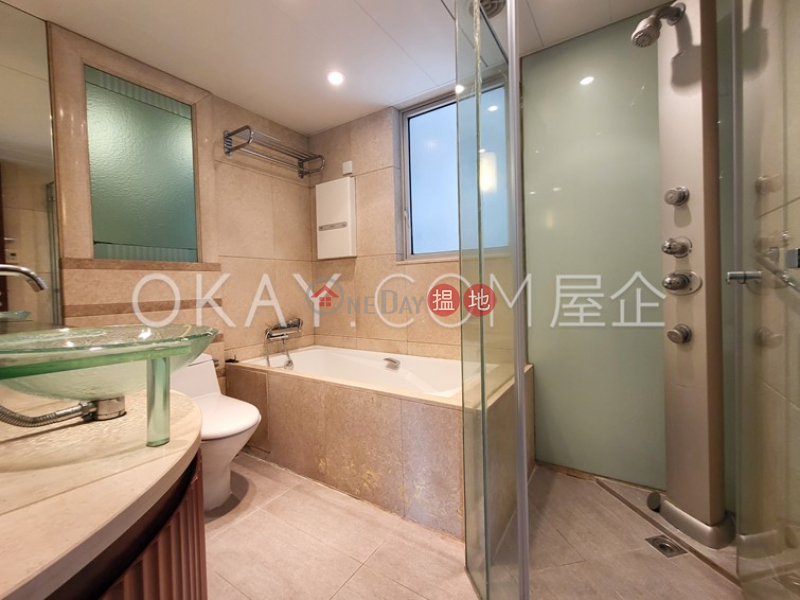 Elegant 3 bedroom on high floor with balcony | Rental | The Harbourside Tower 3 君臨天下3座 Rental Listings